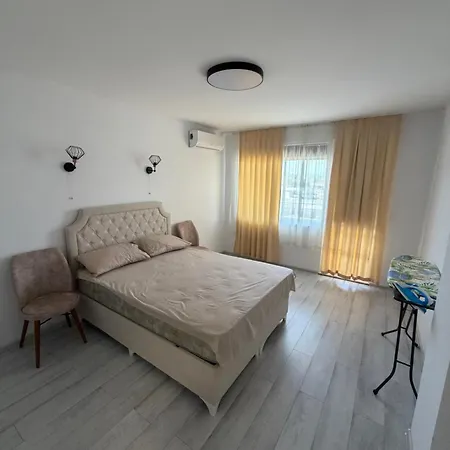 Apartman тристаен